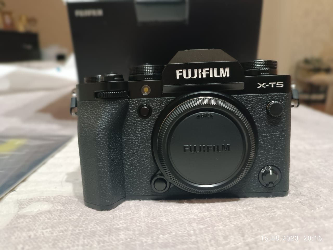 Продам НОВЫЙ FUJIFILM X-T5 body black