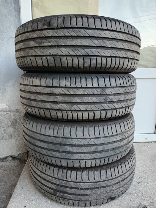 Vând 4 anvelope vară Michelin Primacy 4, 185/60R15 , 84H, DOT 0424