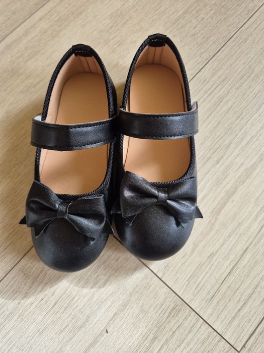 Черни кожени обувки 30 номер
