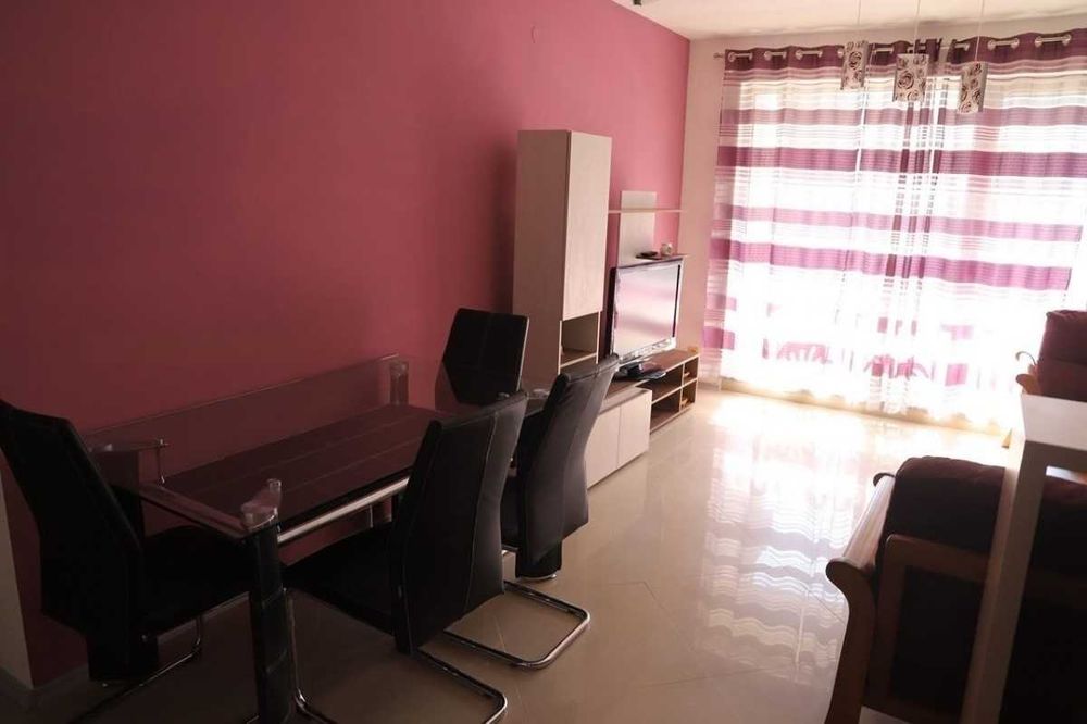 Дава се под наем Тристаен апартамент в София, Симеоново - 98 кв.м за 700 € - Снимка #2