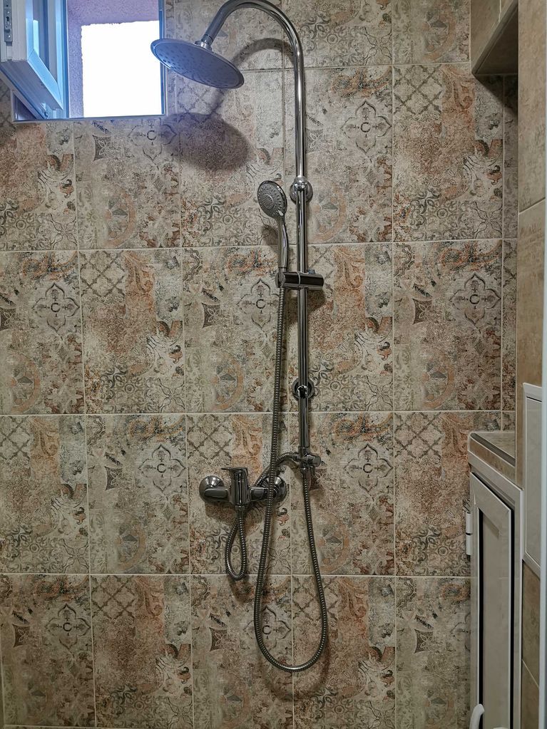 Дава се под наем Тристаен апартамент в Стара Загора, Център - 90 кв.м за 357 € - Снимка #11