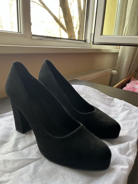 Черни токчета 41 номер