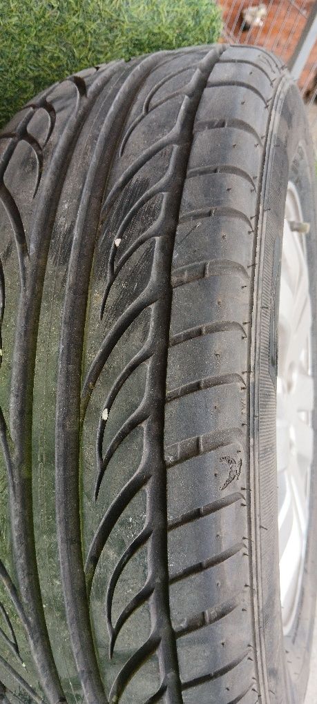Летни гуми 215/65/16  102V XL