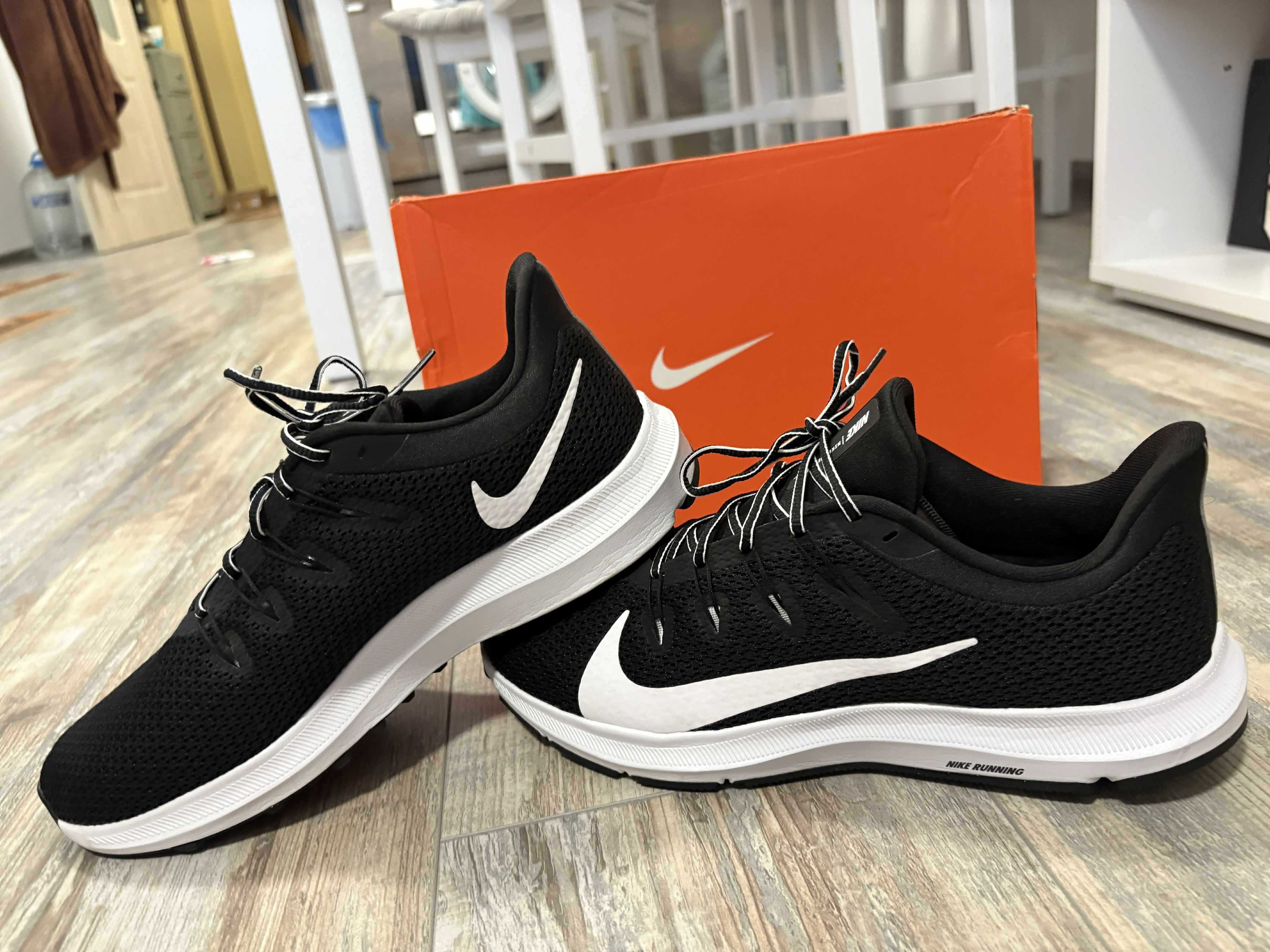Nike Quest 2 като Нови Мъжки Маратонки 42.5