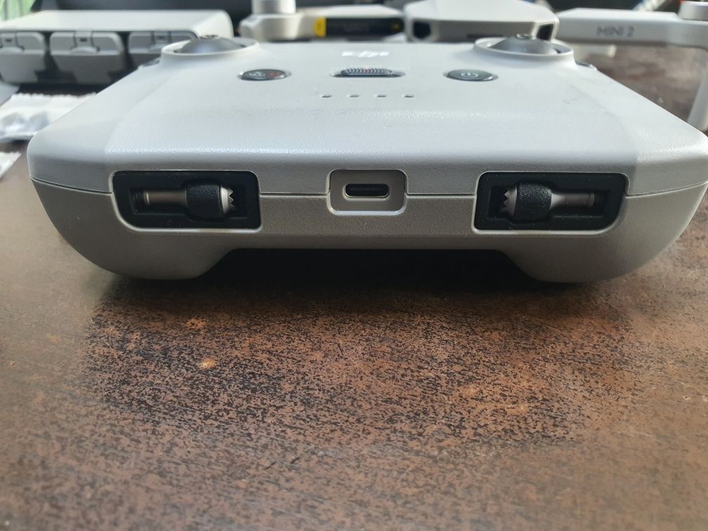 Дрон DJI mini 2 combo
