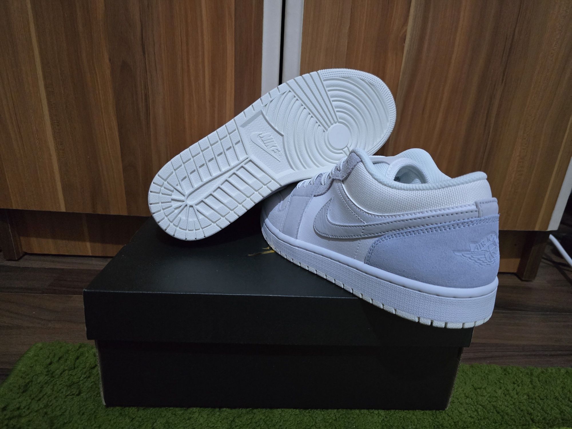 Air Jordan 1 Low