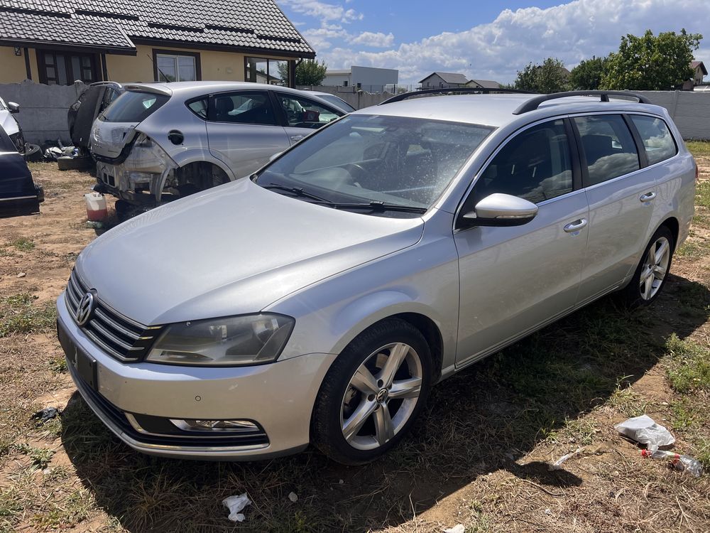 Dezmembrez passat b7 break berlina xenon led cffb