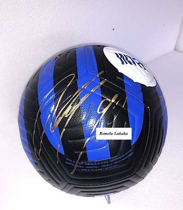 Minge semnata de Inter - Lautaro Martinez Nicollo Barella