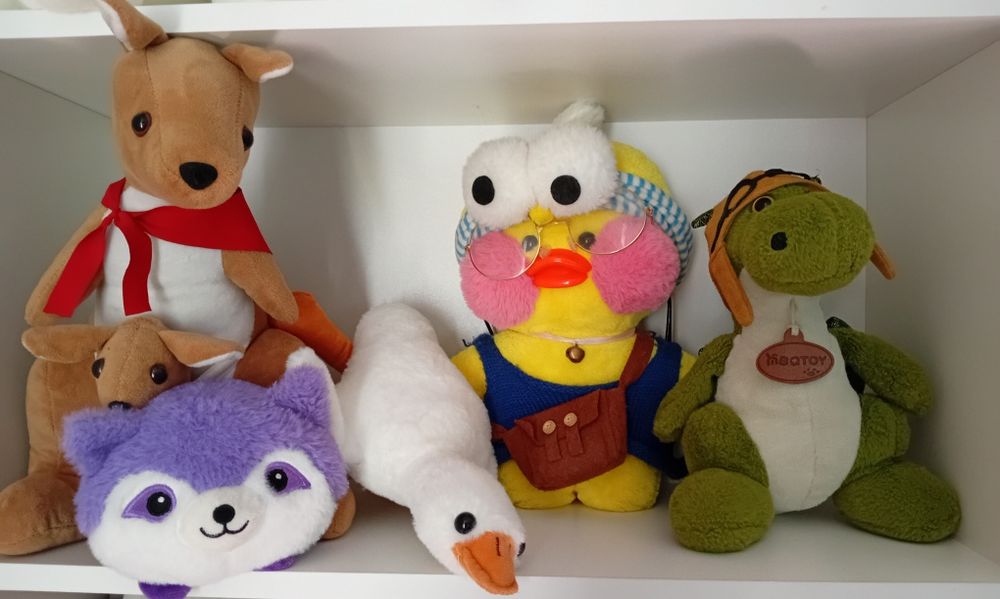 Мягкие игрушки, прописи