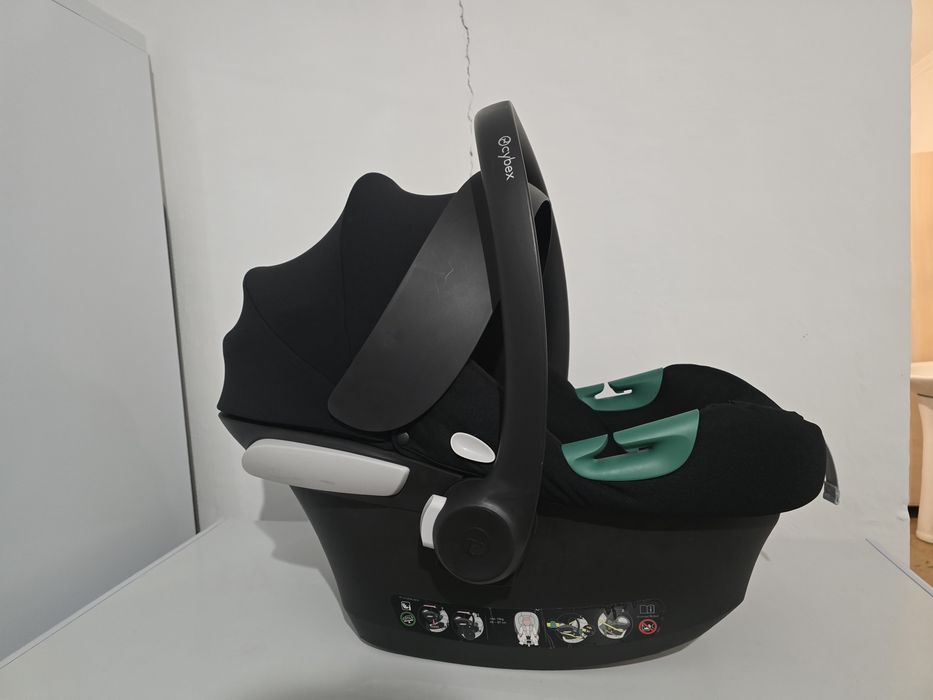 Cybex Aton B2 i-Size