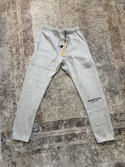 Trening Essentials Gri / Premium