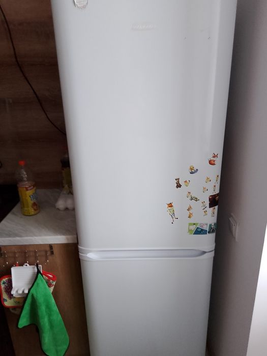 Продам холодильник