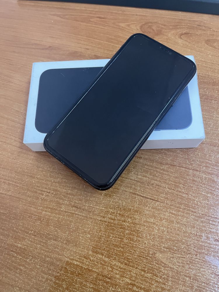 IPhone 11, продам срочно!