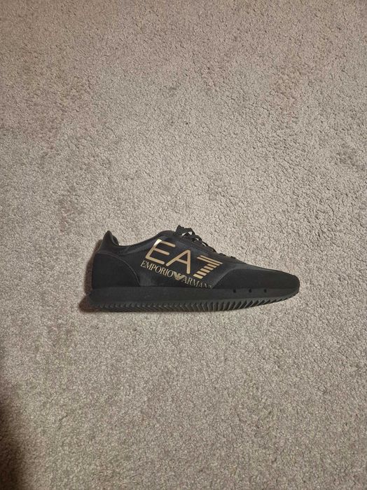 Армани оригинални