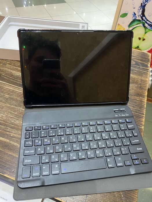 Продается планшет срочно