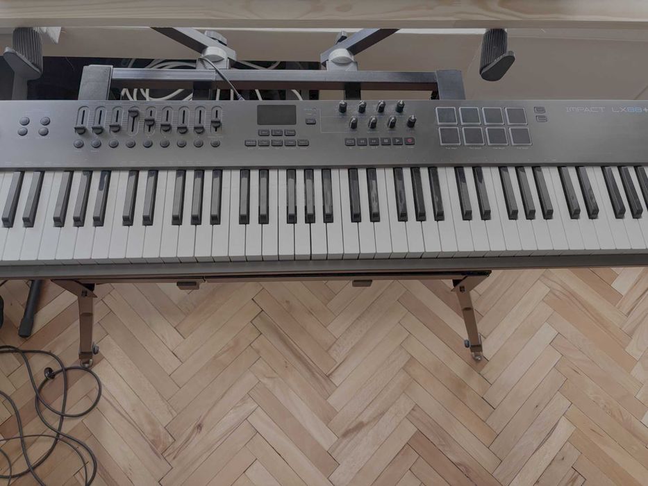 Миди Клавиатура - Nektar Impact LX88+