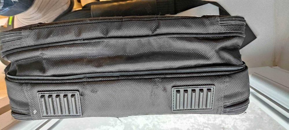 Бизнес чанта за лап топ IBM