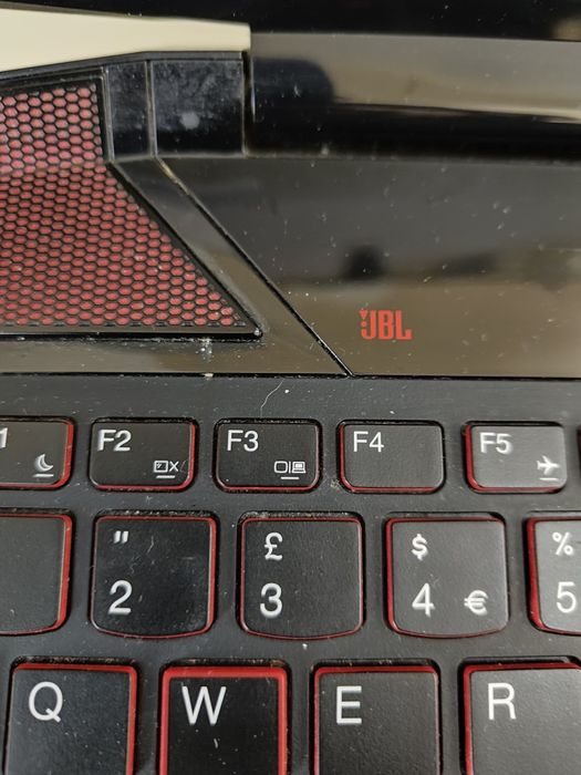 Lenovo IdeaPad Y700 Amanet BKG