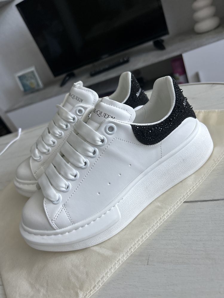 Adidasi alexander mcqueen albi