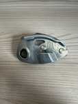 Petal grigri NOU