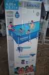 Piscina montabila.