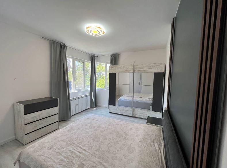 Дава се под наем Тристаен апартамент в Бургас, Лазур - 85 кв.м за 765 € - Снимка #8