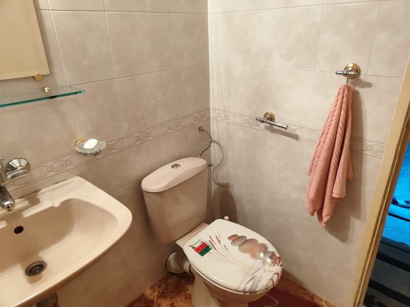 Дава се под наем Двустаен апартамент в Пловдив, Кючук Париж - 55 кв.м за 408 € - Снимка #6