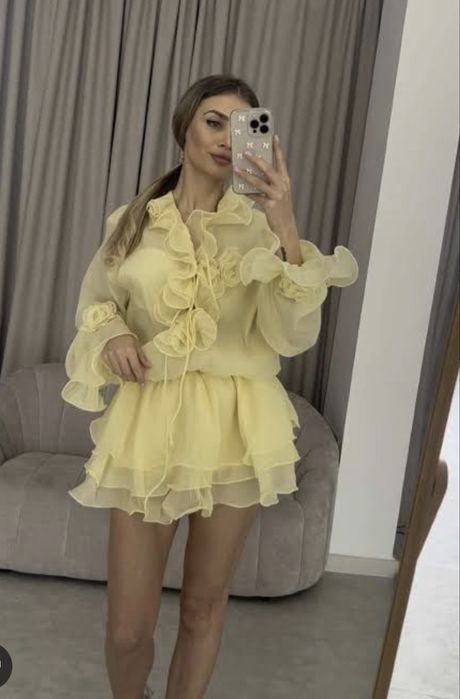 Официална viral рокля