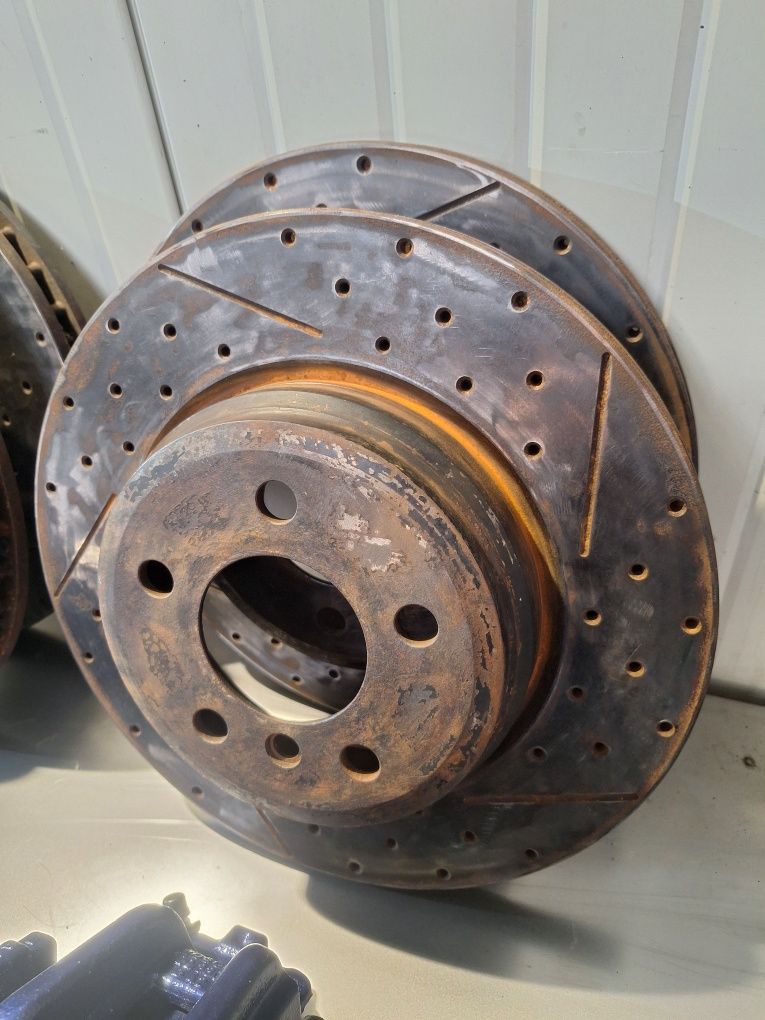M performance спирачни апарати и дискове комплект Brembo Bmw F30
