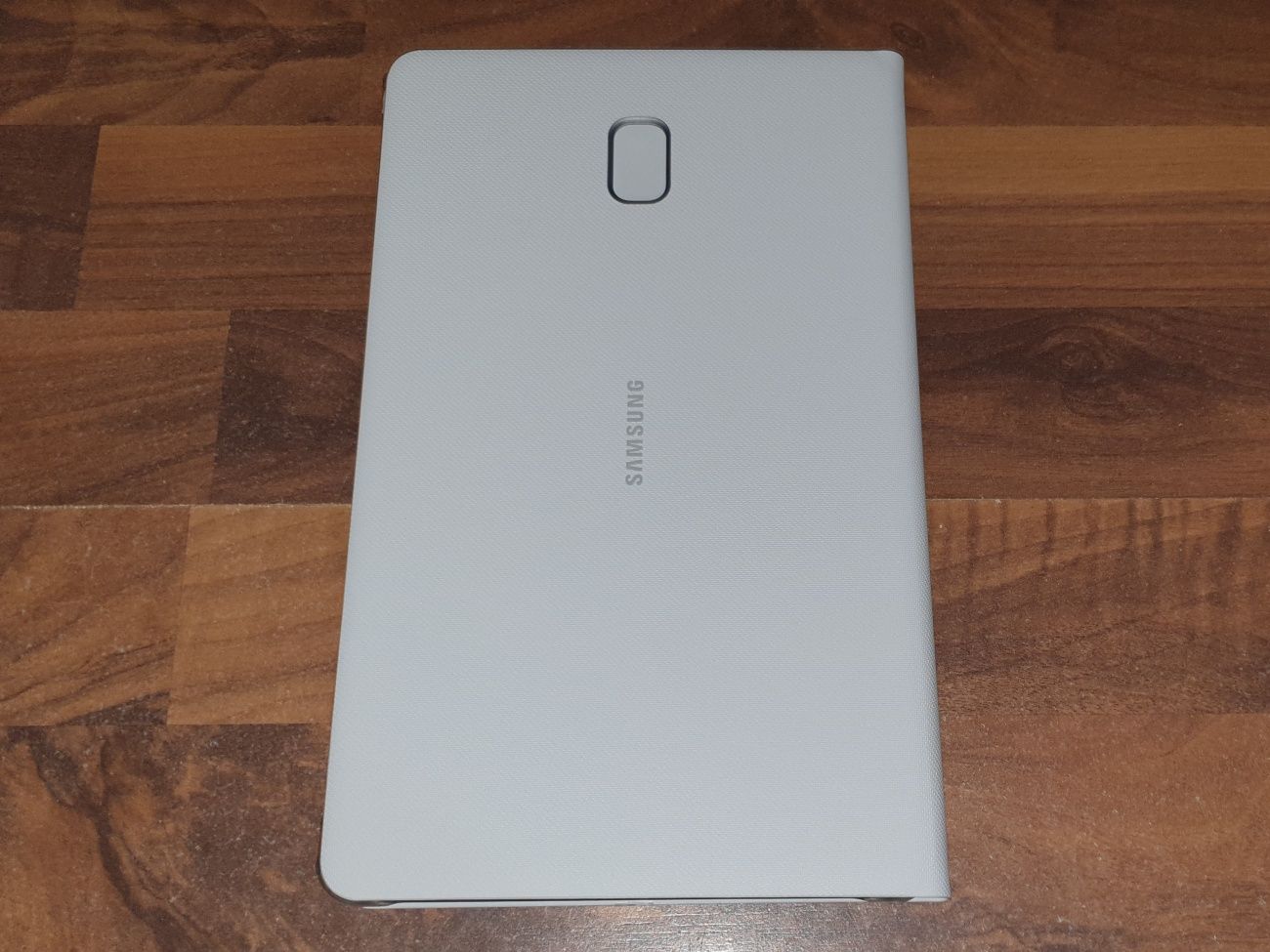 Husa flip smart activa originala Samsung Book Cover Tab A 2018 10.5