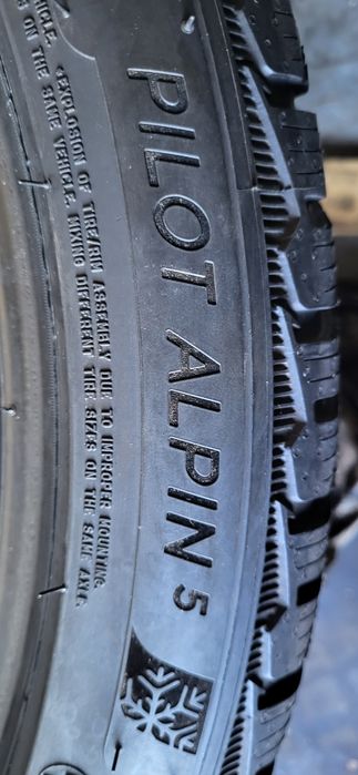 2 anvelope 255 40 20 michelin alpin 5 2023 5,2mm