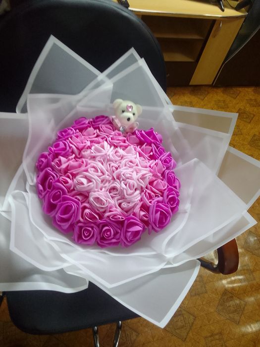 Buchet de trandafiri din spumă