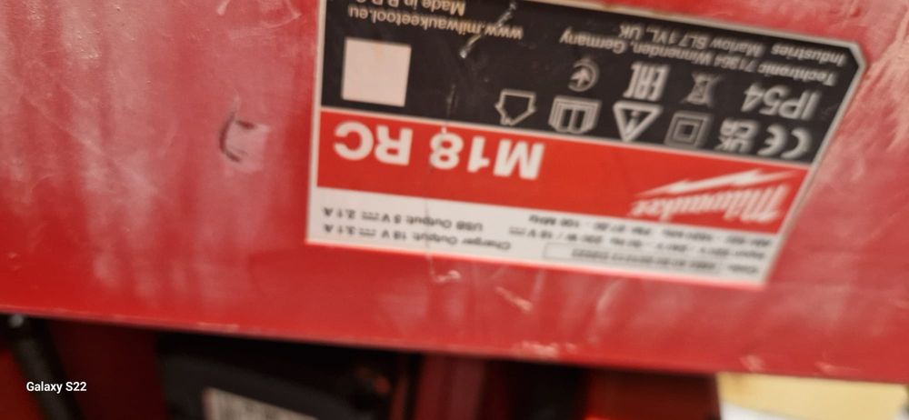 Hilti ,Milwaukee radio de șantier