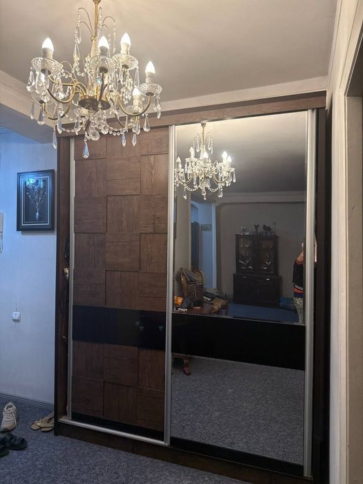 Продаю Прихожую Гардероб