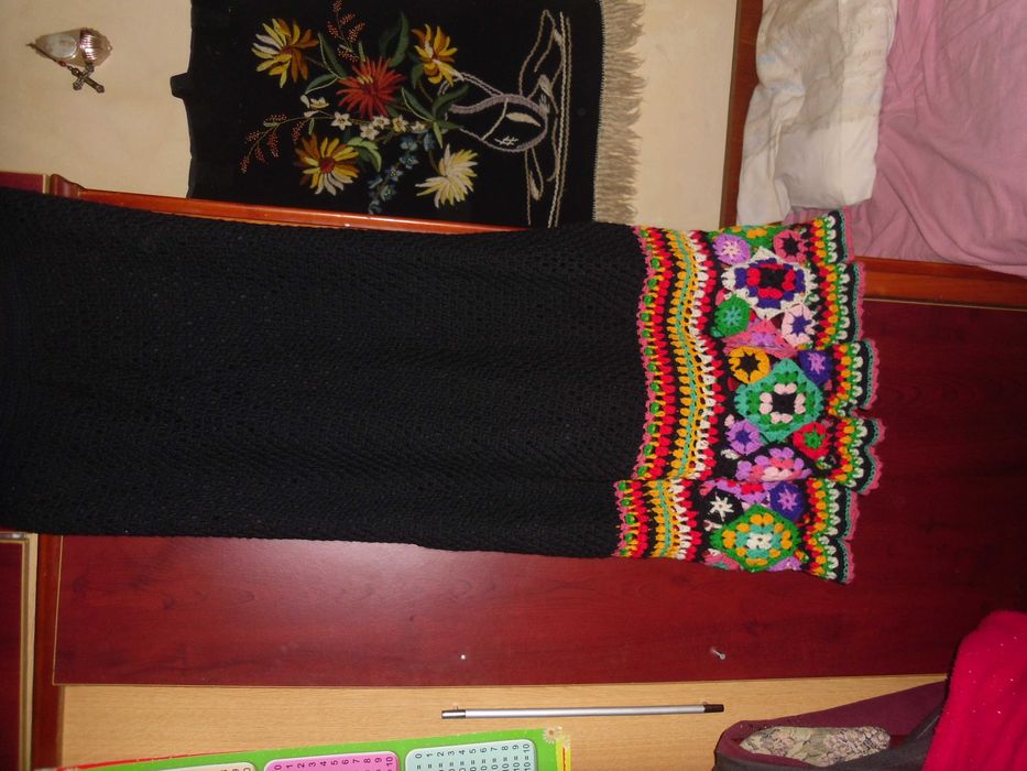 fusta  lunga tricotata manual