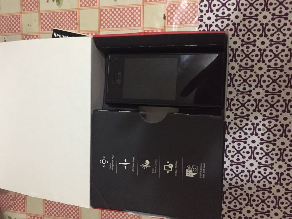 Vand Lg bl20 telefonul este nou de Colectie