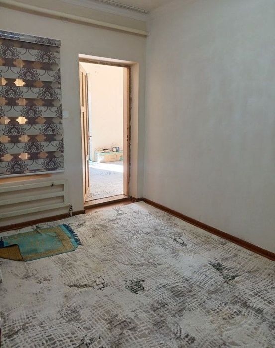 Дом продается  лайлак махаллада 5 сотули Уй сотиладиi
69900$