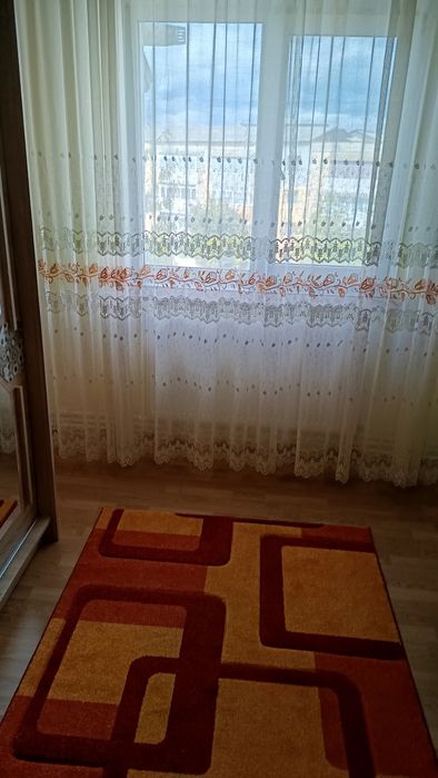 Vând apartament 2 camere Târgu Jiu