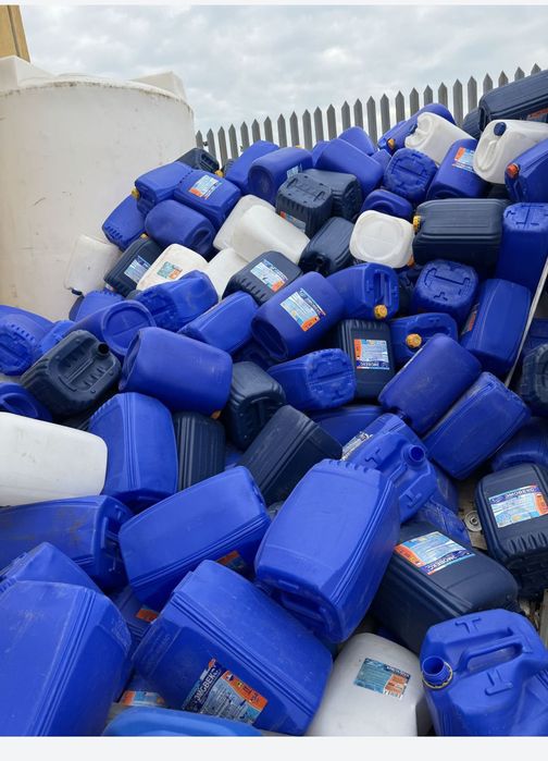 Продам канистры 30 л
400 тенге штука