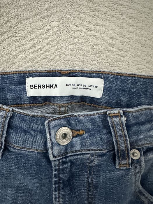 blugi skinny bershka