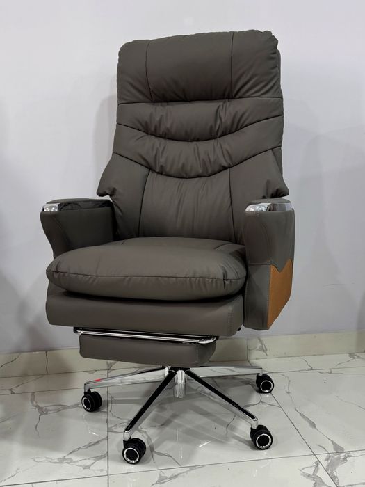 Kreslolar Xitoydan kelgan