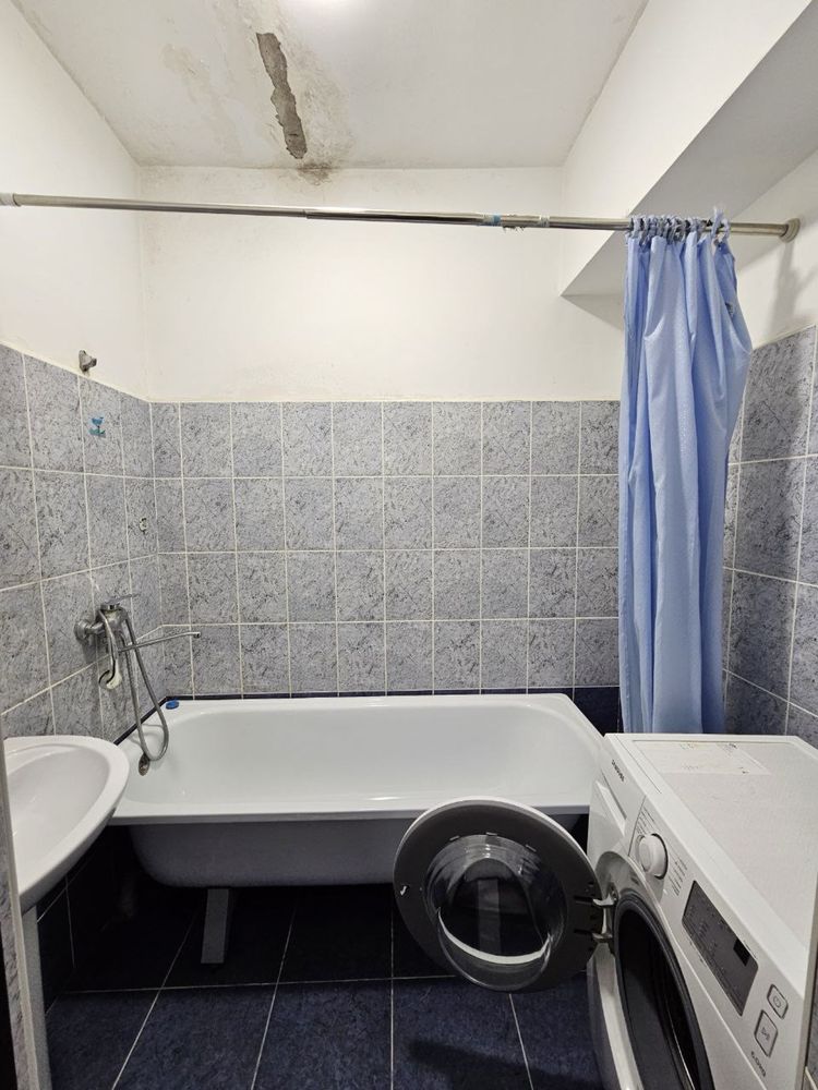 Motrid Qorasuvda 3 xona kvartira sotiladi
