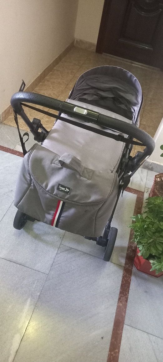 Коляска для детей