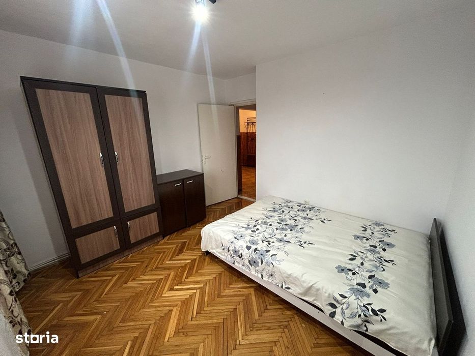 Apartament 2 camere, etaj 3 - zona Cetate