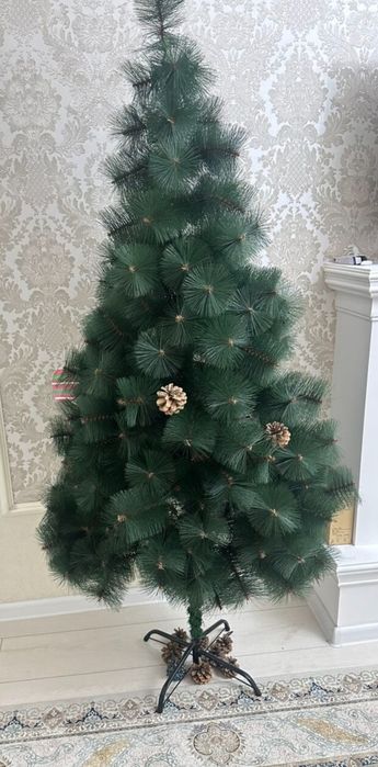 Продам искусственную ёлку 210см