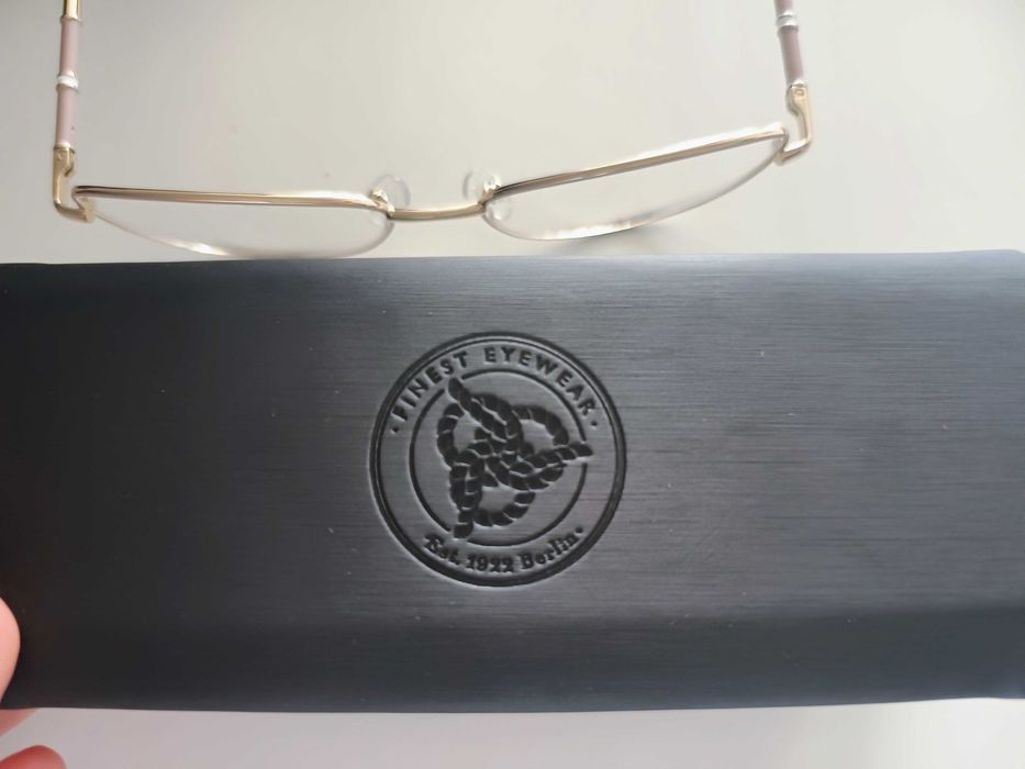 Vând rame ochelari noi