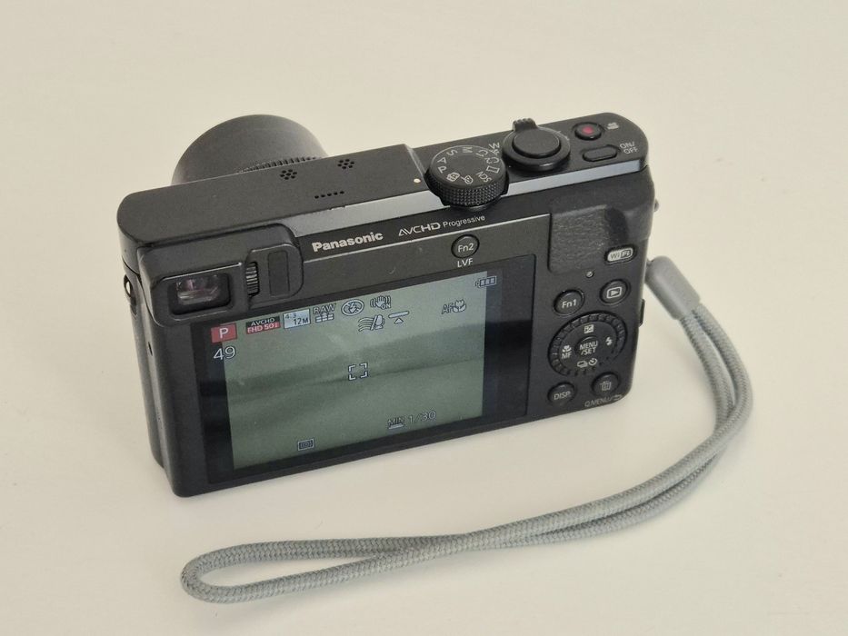 Panasonic Lumix TZ70 / ZS50 aparat foto compact