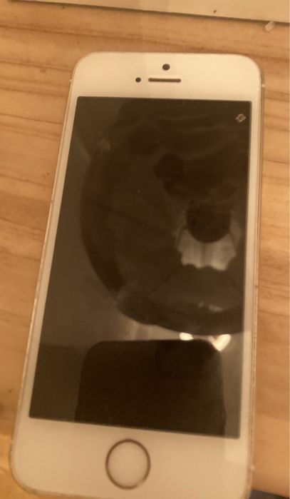 Iphone pentru piese