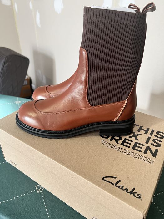 Ботинки кожанные.