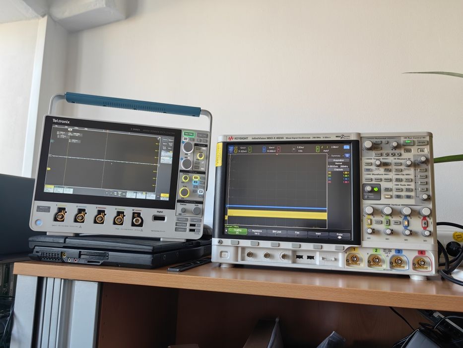 Osciloscop digital - Mixed domainl touch keysight 200Mhz